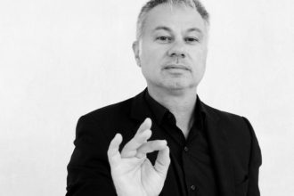 Σήμερα στην Πάτρα ο Χριστόφορος Ζαραλίκος