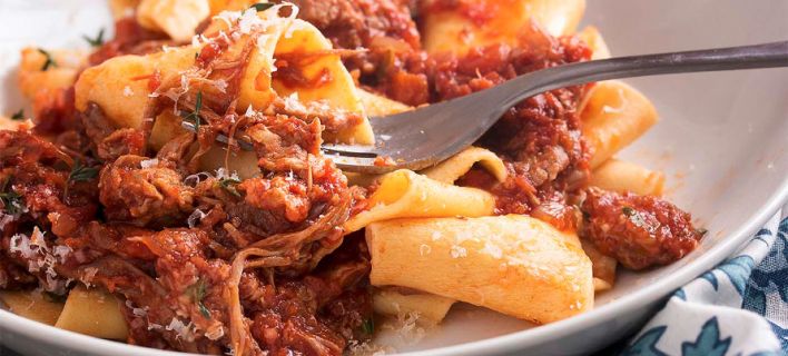 Μακαρόνια με χοιρινό ραγού