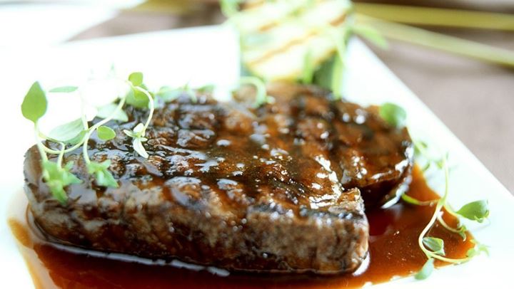 Πεντανόστιμες μπριζόλες με σως μελιού!