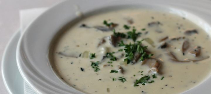 Σούπα με πράσο και κρέμα γάλακτος