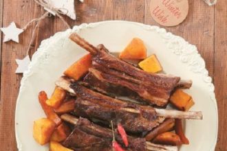 Σιγομαγειρεμένα μοσχαρίσια παϊδάκια με πορτοκάλι και αστεροειδή γλυκάνισο