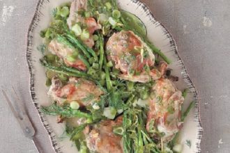 Κατσικάκι με σπαράγγια