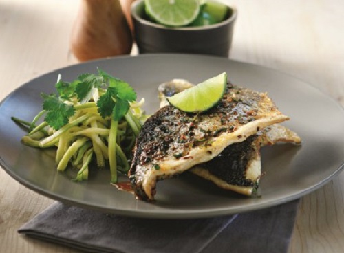 Φιλέτα τσιπούρας με κόλιανδρο και λάιμ