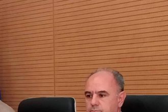 Γ. Αγγελόπουλος: Η κόρη πήρε το πτυχίο και ο μπαμπάς ...πετάει! ΦΩΤΟ