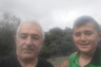 Κώστας Πετρόπουλος: Εργασίες στο χωριό