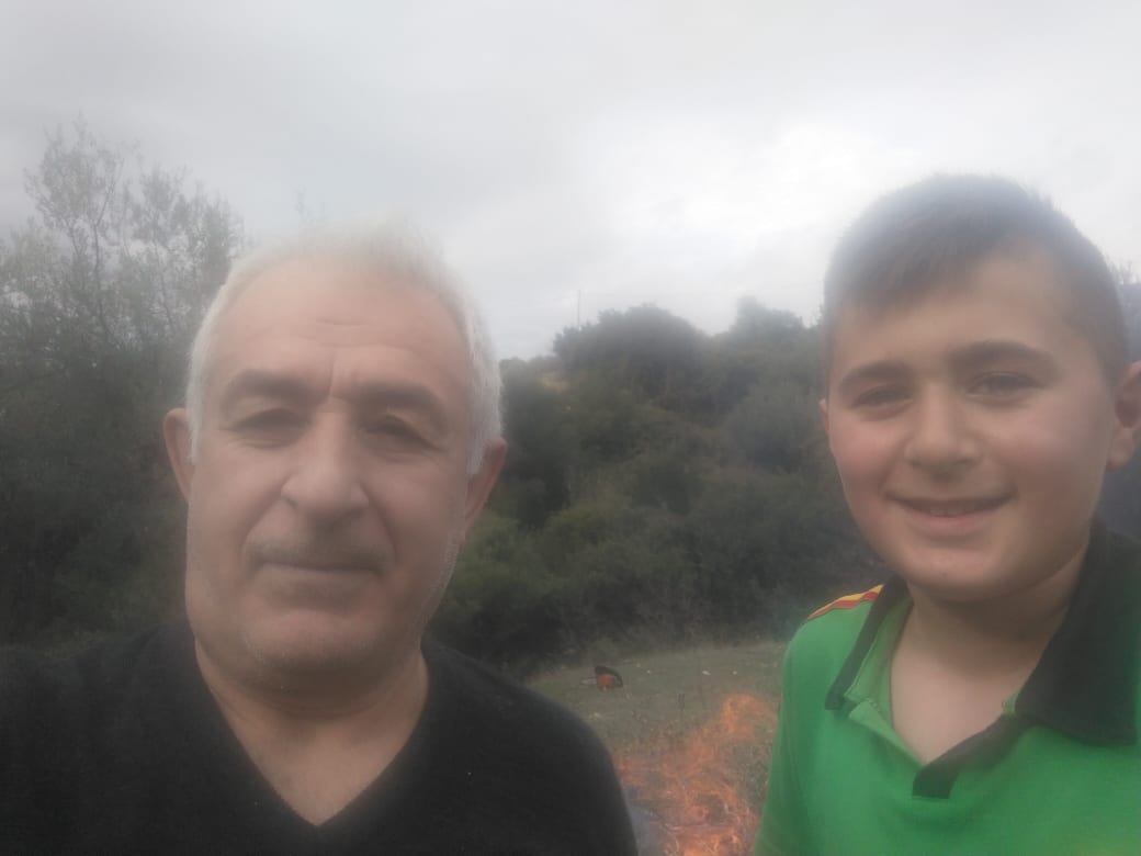 Κώστας Πετρόπουλος: Εργασίες στο χωριό