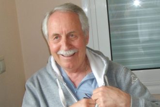 Μην τον τσιγκλάτε...