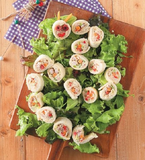 «Σούσι» ρολάκια με κοτοσαλάτα