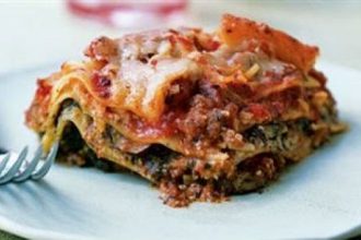 Λαζάνια με κολοκυθάκια και τυριά