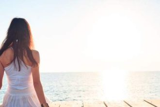 Ο λόγος που πρέπει να σταματήσεις να ρωτάς κάποιον γιατί είναι ακόμα single