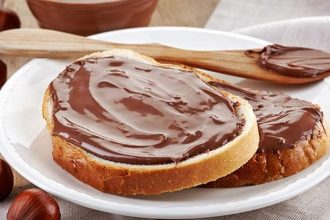 Σπιτική πραλίνα σοκολάτας για τους μικρούς μας φίλους!