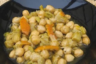 Ρεβίθια με ρύζι