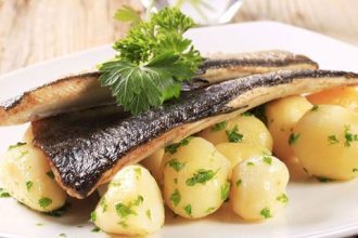 Φιλέτο πέστροφας στο φούρνο