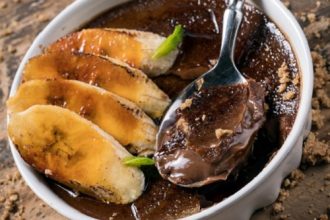 Κρεμ μπρουλέ με σοκολάτα και μπανάνα