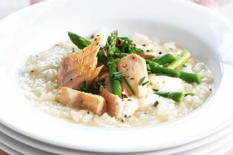 Ριζότο με σολομό και αμύγδαλα για αυθεντικές γεύσεις