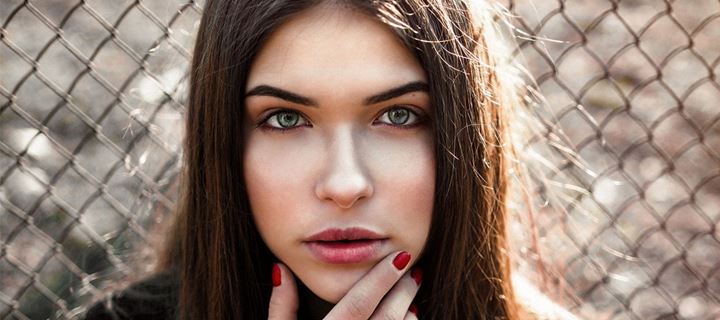 To trick για να στεγνώσουν τα νύχια σας στο πι και φι!