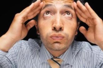 Το στρες φουντώνει τα δερματικά προβλήματα