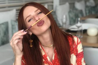 Πώς έχω καταφέρει να έχω τόσο πλούσια και μακριά μαλλιά