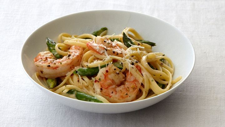 Λαχταριστή γαριδομακαρονάδα με σκόρδο