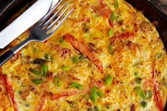 Φριτάτα µε πατάτες και τυρί