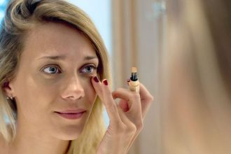 3 μυστικά για να διαρκεί το cοncealer σου όλη μέρα!