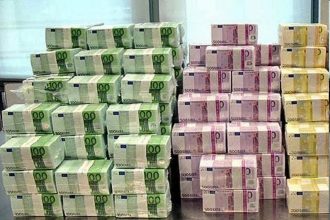 Το επικίνδυνο (αν όχι ηλίθιο) "μαξιλάρι ασφαλείας"