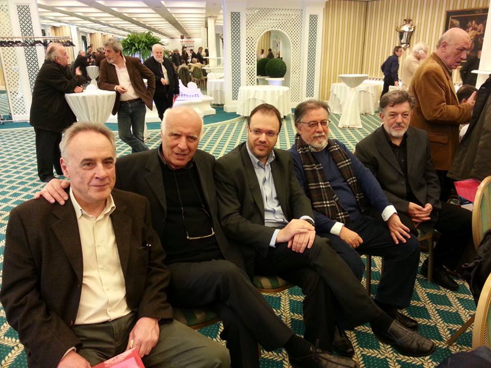 Οι εντιμότατοι φίλοι...