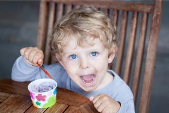 Να δίνω γλυκά στο παιδί μου;