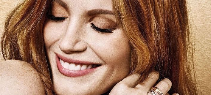 H νέα τάση στο χρώμα των μαλλιών είναι τολμηρή και εντυπωσιακή