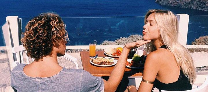 Διακοπές με το ταίρι σου! Δες το ζώδιο του και τι σε περιμένει