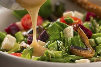 Πώς να εμπλουτίσετε την σαλάτα σας