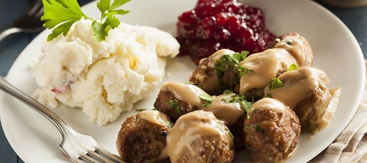 Σουηδικά κεφτεδάκια με πουρέ