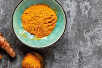 Αυτό είναι το μπαχαρικό που κάνει θαύματα στην επιδερμίδα