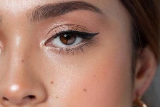 Ο πιο εύκολος τρόπος για να πετύχεις σωστά τη γραμμή του eyeliner