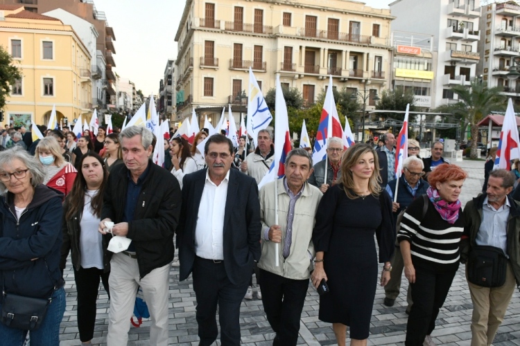 Πάτρα: Ο Κ. Πελετίδης και η Δημοτική Αρχή συμμετείχαν στη νέα αντινατοϊκή διαμαρτυρία