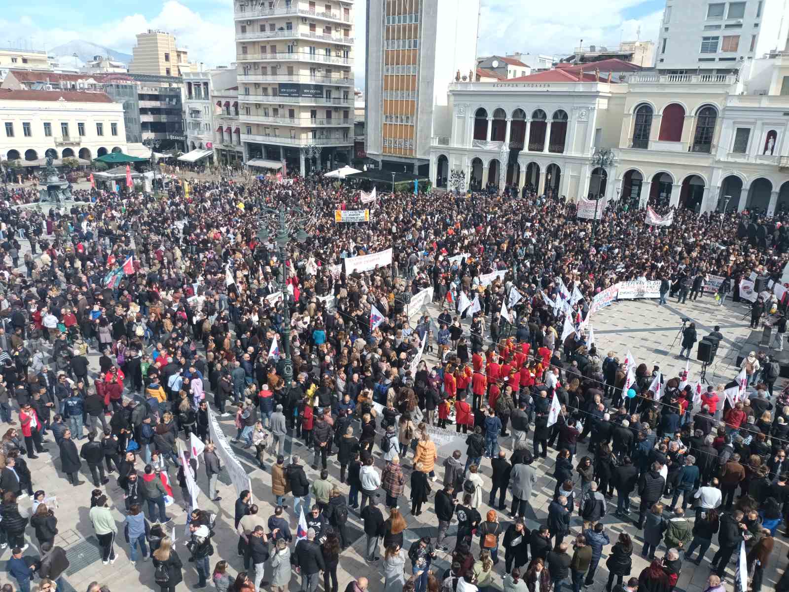 Εργατικό Κέντρο Πάτρας: "Σημερα μίλησε ο λαός" - Νέο συλλαλλητήριο για τα Τέμπη την Παρασκευή