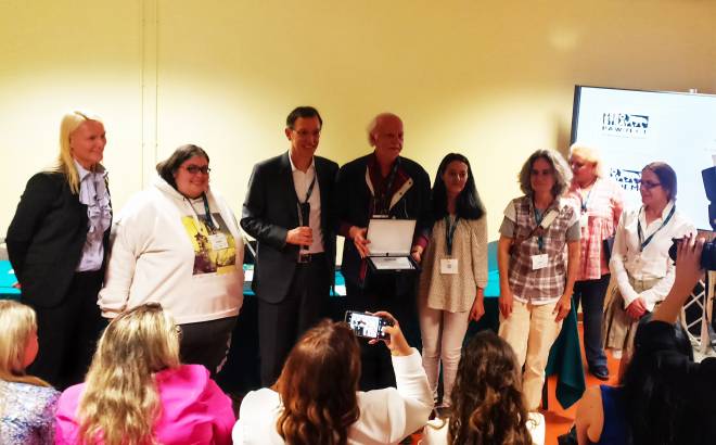 Ο Δήμος Πατρέων βραβεύθηκε για τον τρόπο που χειρίζεται το θέμα των αδέσποτων ζώων συντροφιάς