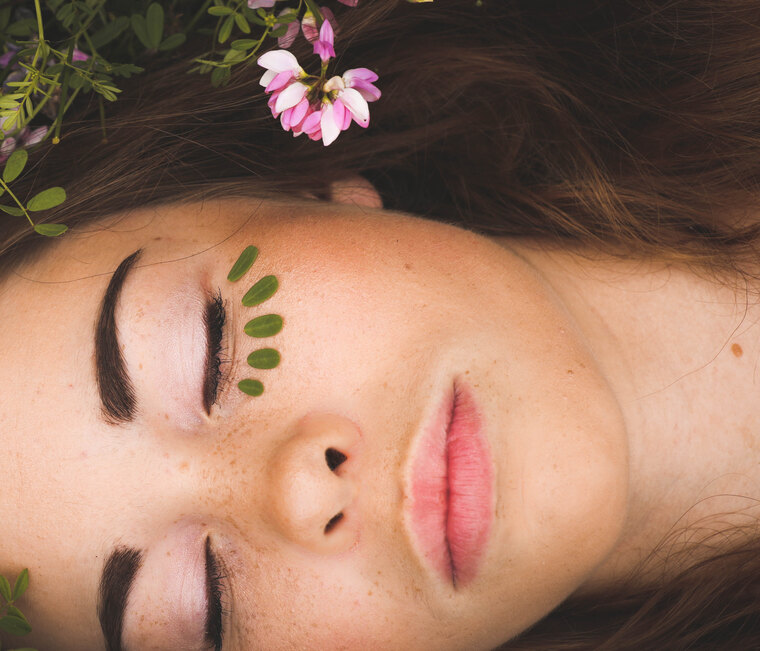 Είναι τόσο απλό να αποκτήσεις λαμπερή και καθαρή επιδερμίδα στο «πι και φι»