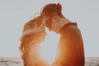 Βγήκατε αλλά σε αποφεύγει; Τρεις πολύ πιθανοί λόγοι