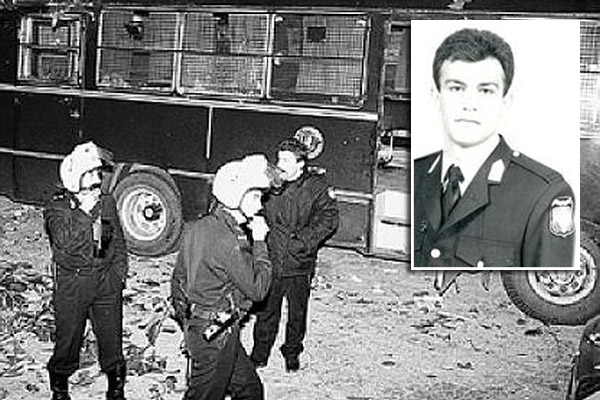 Ιωάννης Βάρης: Ο 26χρονος Πατρινός Αστυνομικός θύμα της "17 Νοέμβρη" - Σκοτώθηκε σε τρομοκρατική επίθεση σαν σήμερα