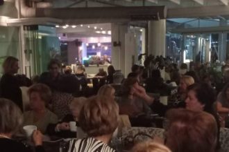 Συγκινητική η ανταπόκριση στον φιλανθρωπικό καφέ για τα παιδιά της "Φλόγας"