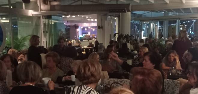 Συγκινητική η ανταπόκριση στον φιλανθρωπικό καφέ για τα παιδιά της "Φλόγας"