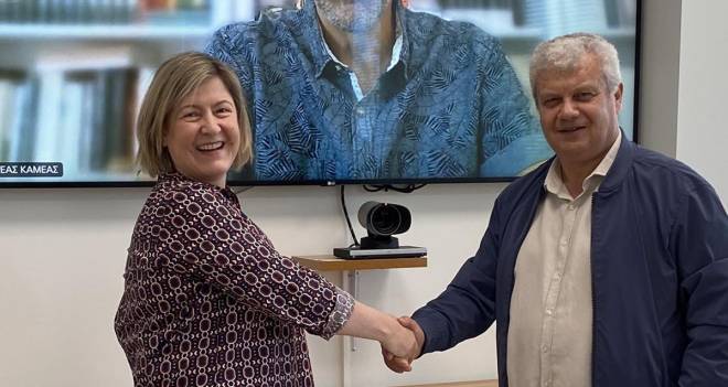 ΕΑΠ: Εξέλιξη στο βαθμό της Αν. Καθηγήτριας