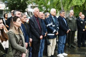 Ο Διονύσης Πλέσσας στην επιμνημόσυνη δέηση στο Μνημείο Πεσόντων Πυροσβεστών