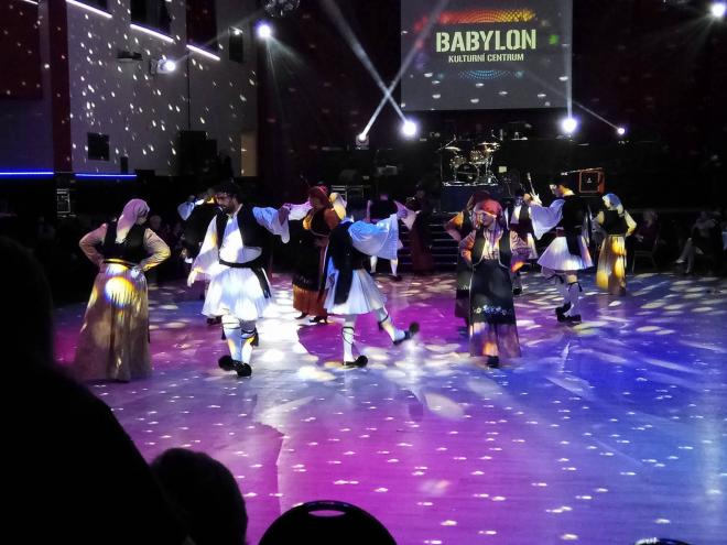 Η Ελληνική Κοινότητα στο Μπρνο διασκέδασε με παραδοσιακό ελληνικό γλέντι για την 25η Μαρτίου – ΔΕΙΤΕ ΦΩΤΟΓΡΑΦΙΕΣ και ΒΙΝΤΕΟ