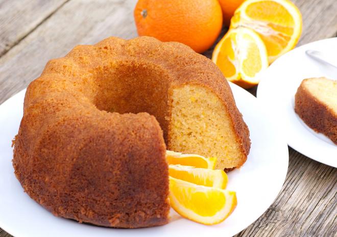 Κέικ πορτοκαλιού με μπαχαρικά