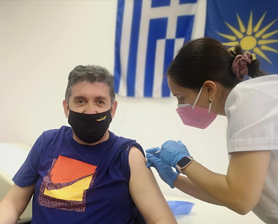 Εμβολιάστηκε ο Γρηγόρης Αλεξόπουλος