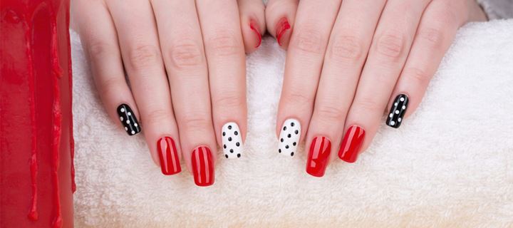 Πώς να αφαιρέσεις μόνη σου το ακρυλικό από τα νύχια