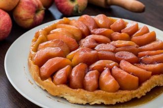 Ταρτ Τατέν: Πώς να φτιάξετε τη διάσημη ανάποδη τάρτα μήλου