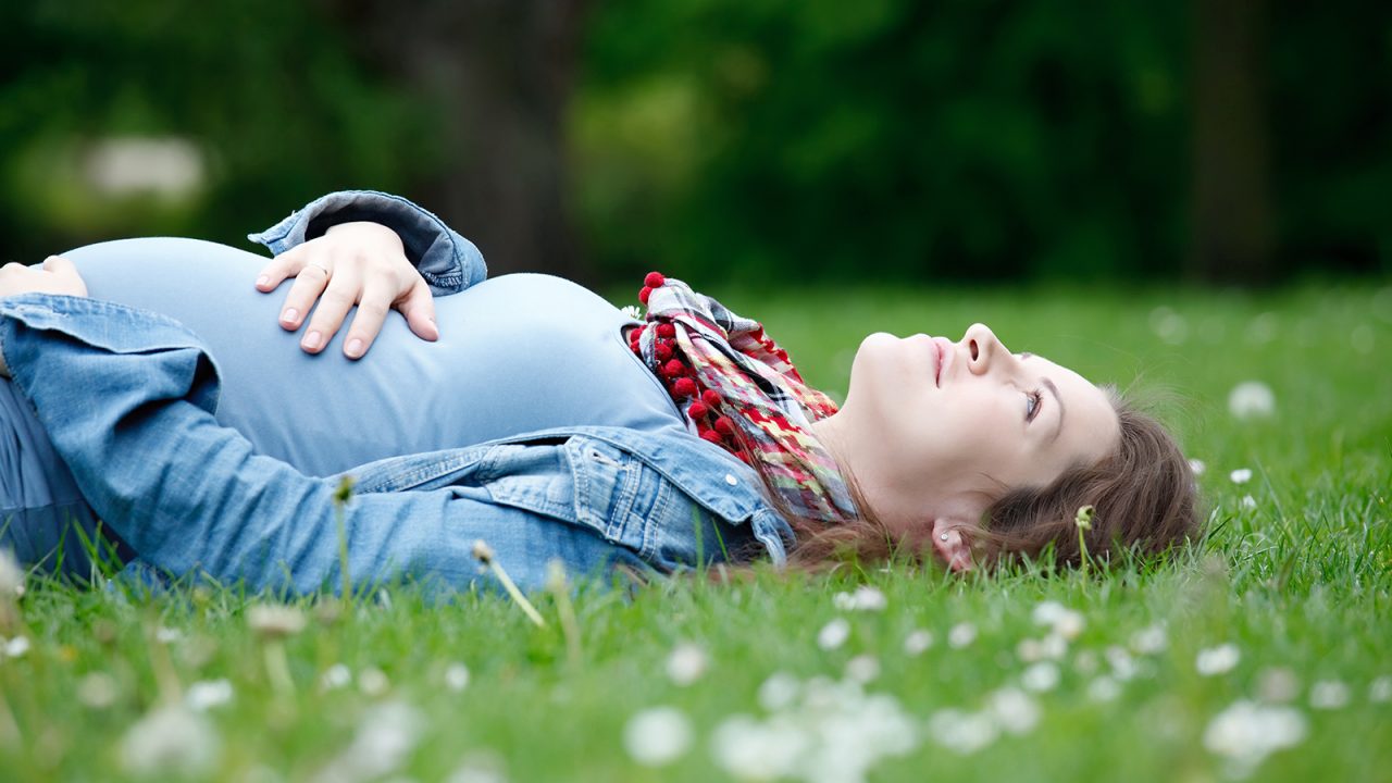 Εγκυμοσύνη: Σίδηρος από το στόμα ή ενδοφλέβια; Τι αποκαλύπτει νέα μελέτη